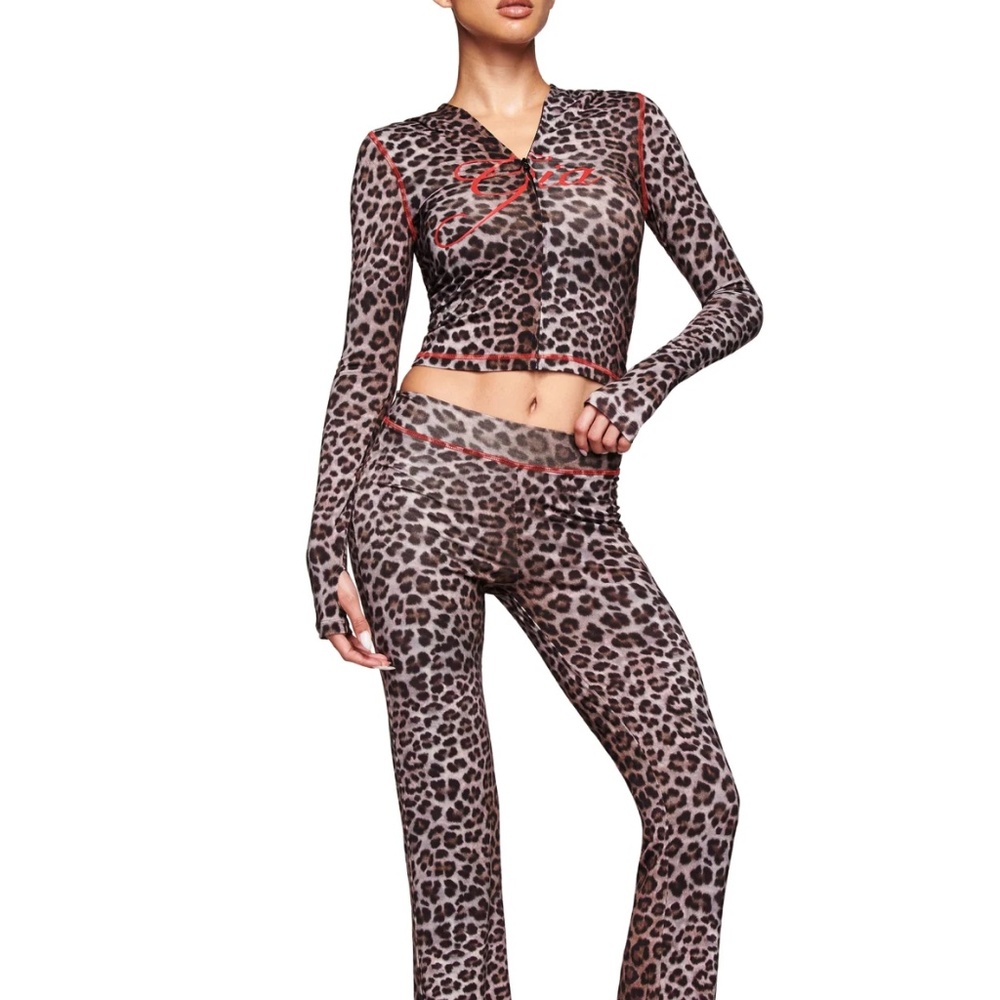 I am gia leopard set